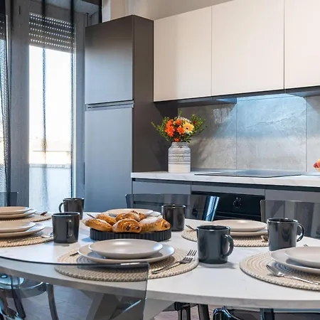 10 Minutes To Venice, For 7, New & Fully Equipped *