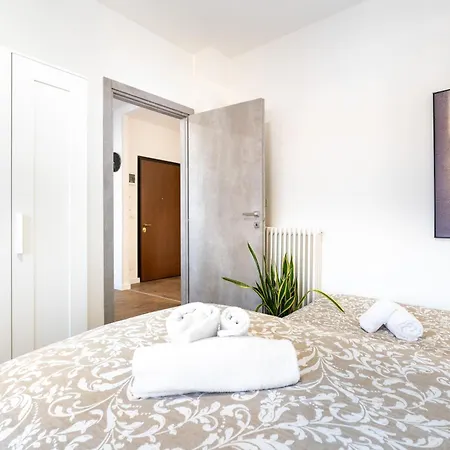 Appartement 10 Minutes To Venice, For 7, New & Fully Equipped Mestre