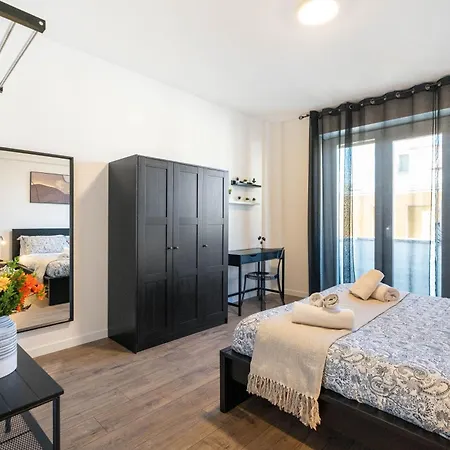 10 Minutes To Venice, For 7, New & Fully Equipped Mestre