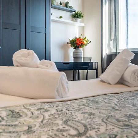 10 Minutes To Venice, For 7, New & Fully Equipped Mestre